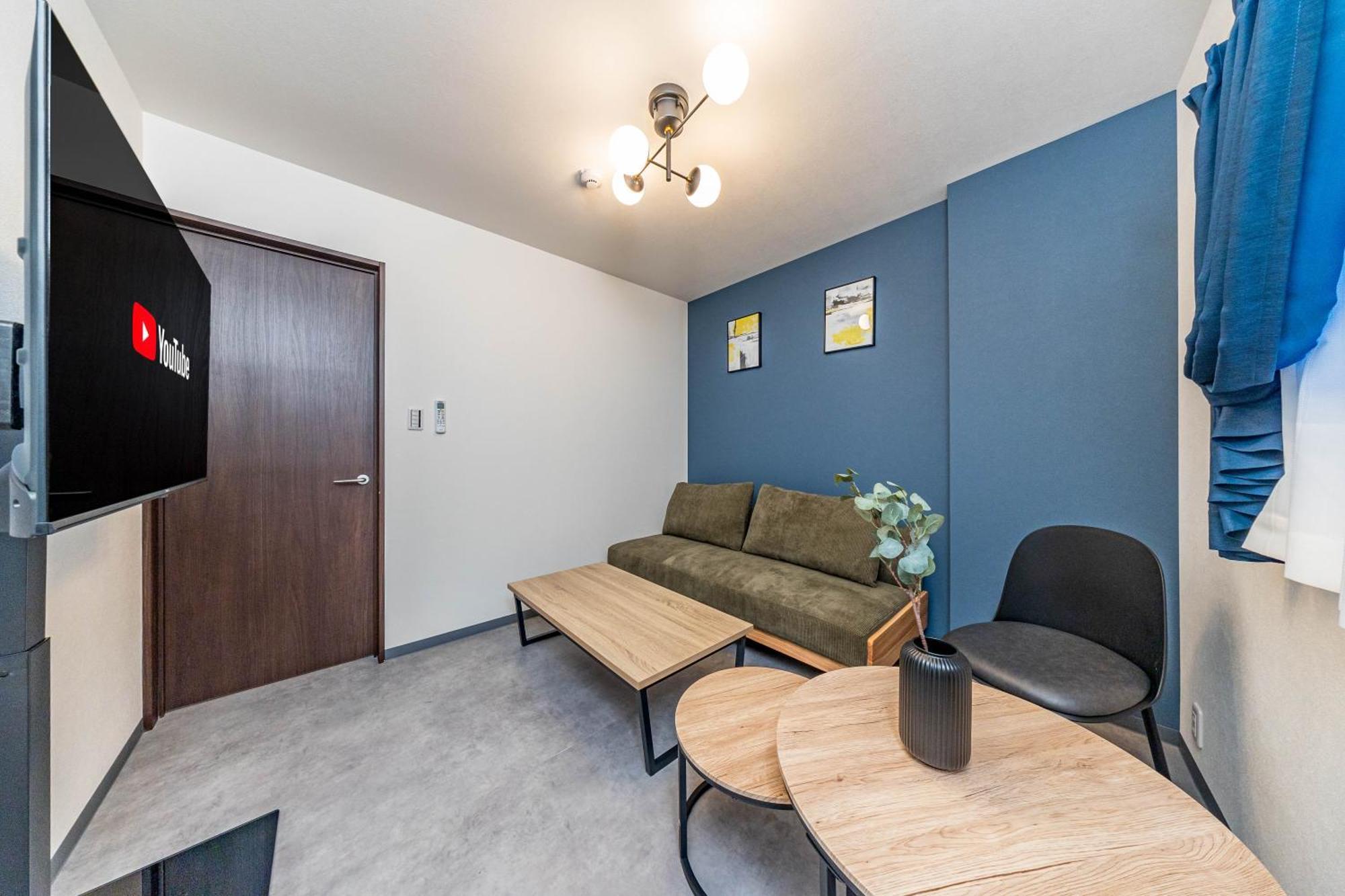 Apartment 1688 House A *